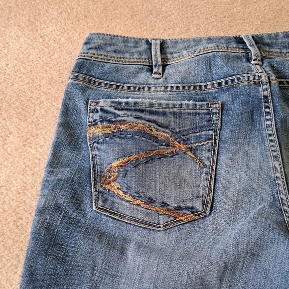 Silver Jeans Aiko Crop Women's 30 Blue Denim Capri Pants Mid Wash - Picture 9 of 13